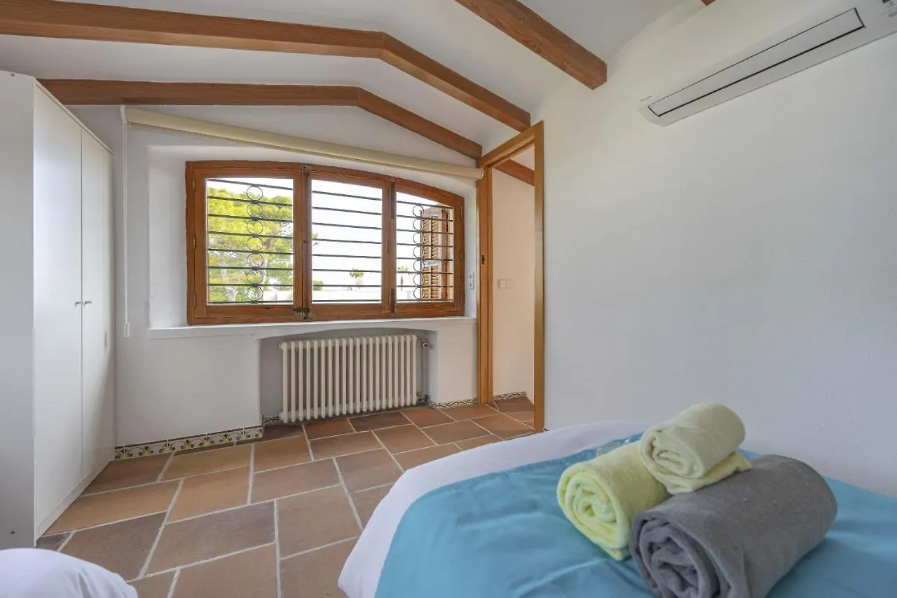 Villa Plomer Serra location